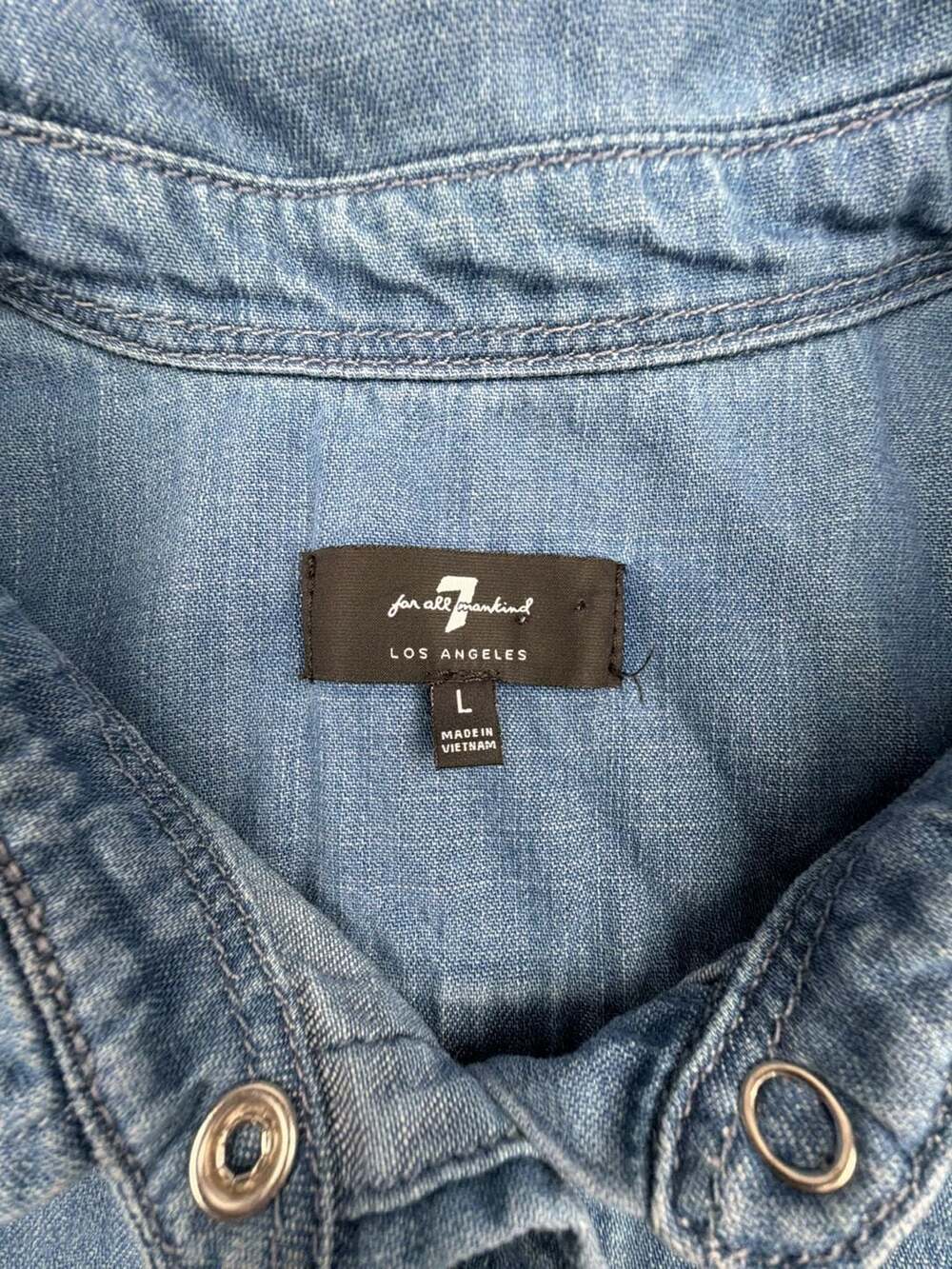 7 For All Mankind Women's Long Sleeve Denim Button Down Shirt Size L - Picture 9 of 12